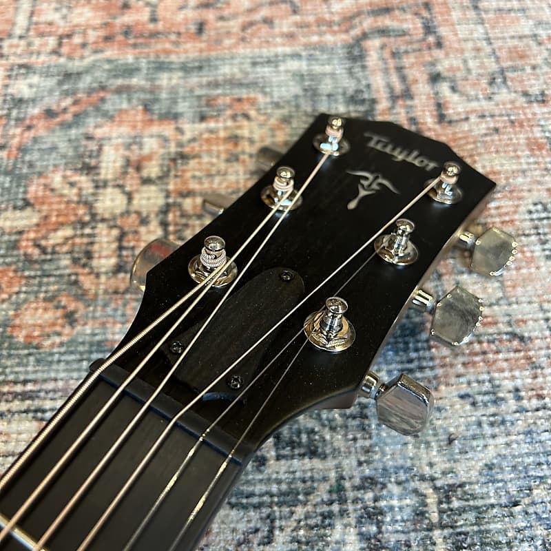 Taylor 514ce with V-Class Bracing Sunburst W/ DLX Case