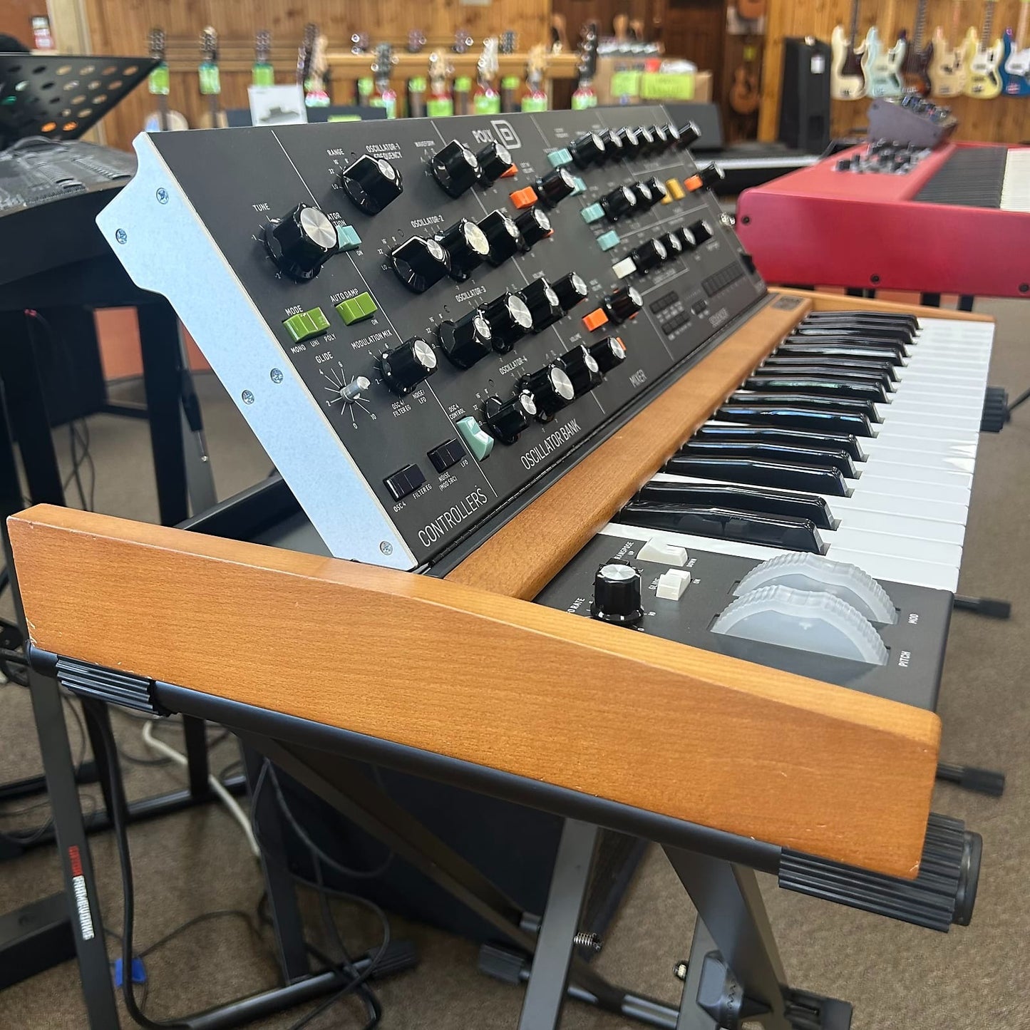 Behringer Poly D 4-Voice Polyphonic Synthesizer, Used