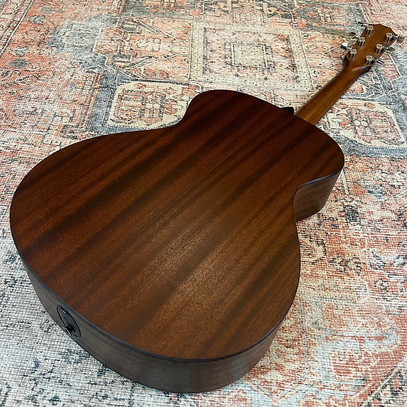 Taylor American Dream AD22e Urban Sienna W/ Aero Bag