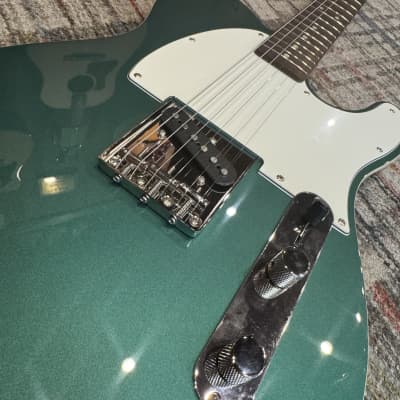 Squier Classic Vibe 60s Custom Esquire - Sherwood Green Metallic