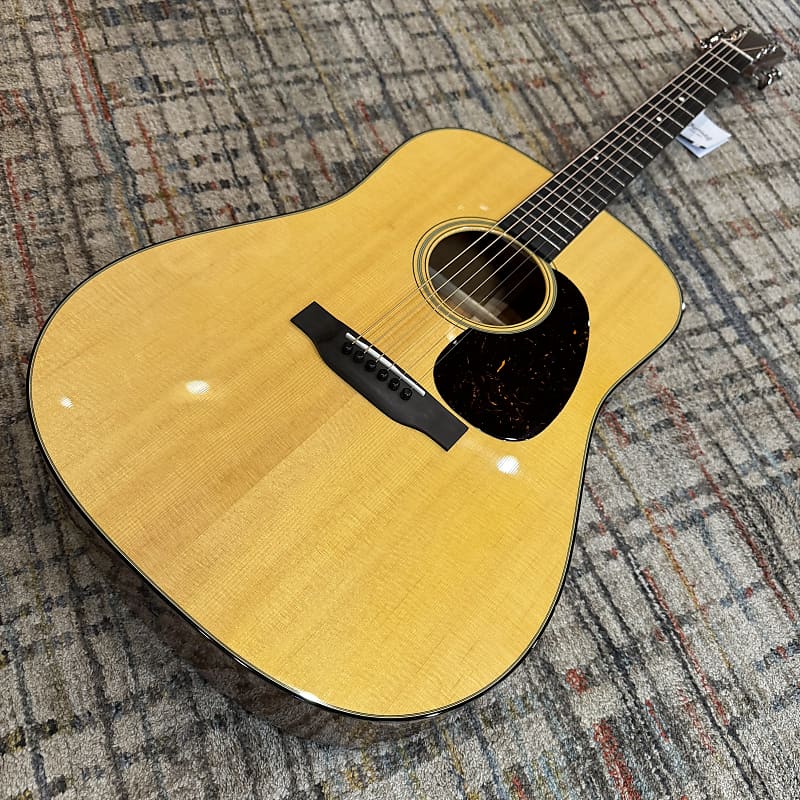 Martin Standard Series D-18 - Natural
