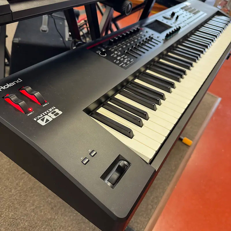 Roland FANTOM-08 88-Key Workstation Keyboard - Black