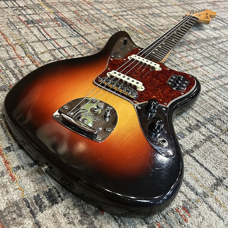Fender Jaguar 1965 - Sunburst W/ Original Case (Closet Queen!)