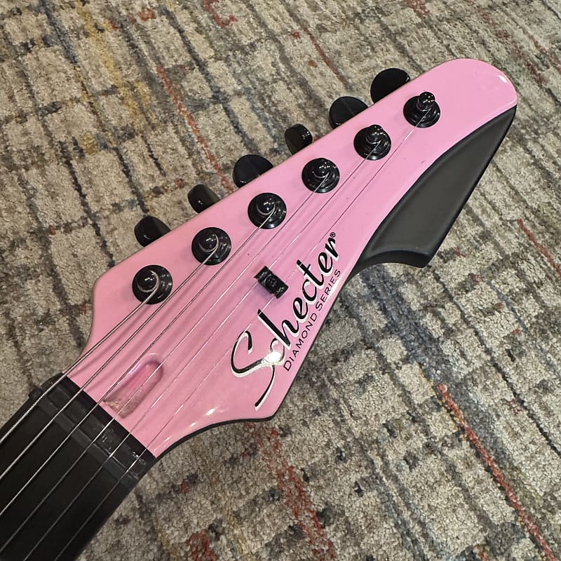 Schecter Machine Gun Kelly Signature PT - Ticket To My Downfall Pink