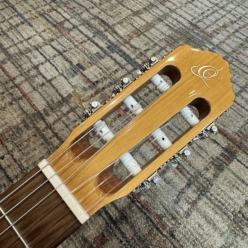 Ortega R200 - Natural
