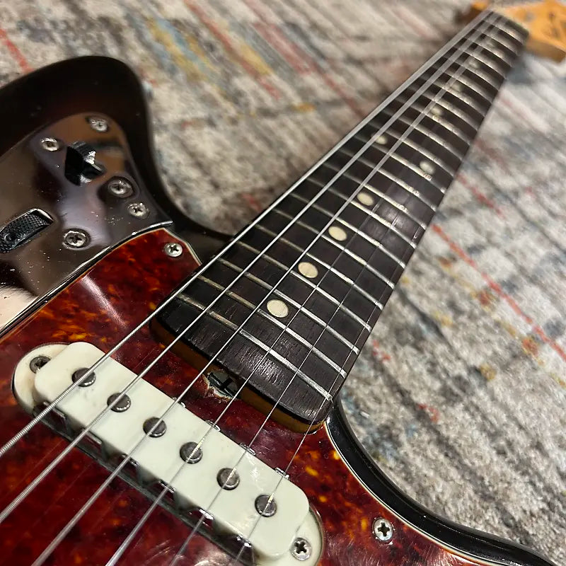 Fender Jaguar 1965 - Sunburst W/ Original Case (Closet Queen!)
