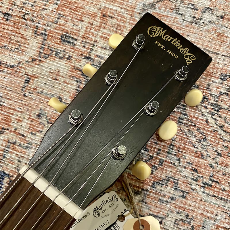 Martin DSS-17 Whiskey Sunset