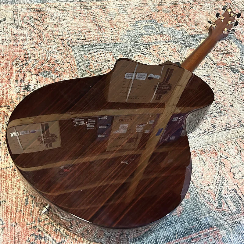 Breedlove Premier Concert CE Redwood Edgeburst