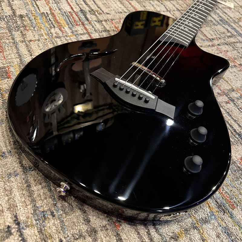 Taylor T5z Pro with Curly Maple Top - Black