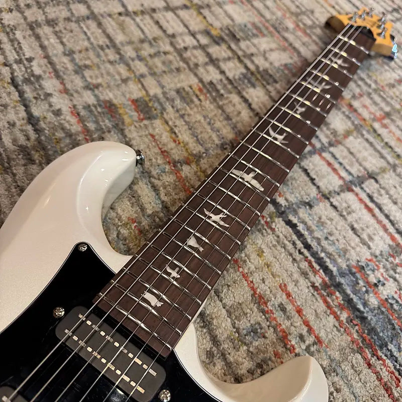 USED Paul Reed Smith SE NF3 - Pearl White w/ Rosewood Fingerboard and Gig Bag