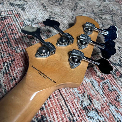 USED Lakland Skyline 55-02 Deluxe - Cherry Sunburst