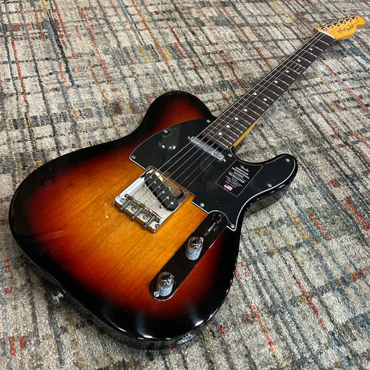Fender American Professional Classic Telecaster w/ Deluxe Gig Bag - 3 Color Sunburst