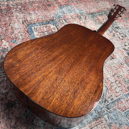 Martin D-18 Standard Series – Natural w/ Hardshell Case