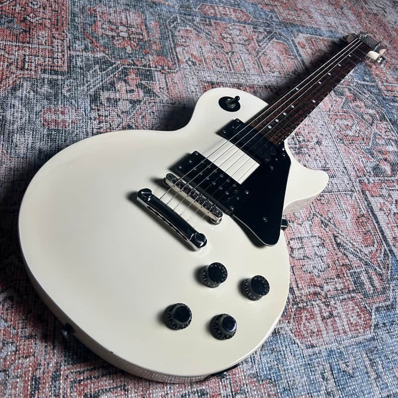 USED Epiphone Les Paul Studio W/ Gigbag - Alpine White