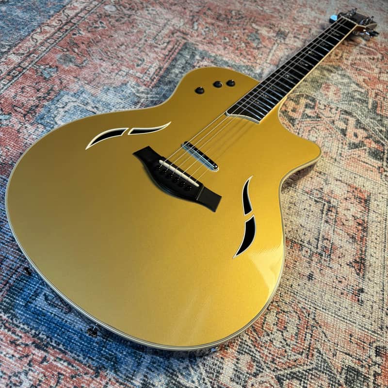 USED 2006 Taylor T5-C Gold Top w/ Hard Case