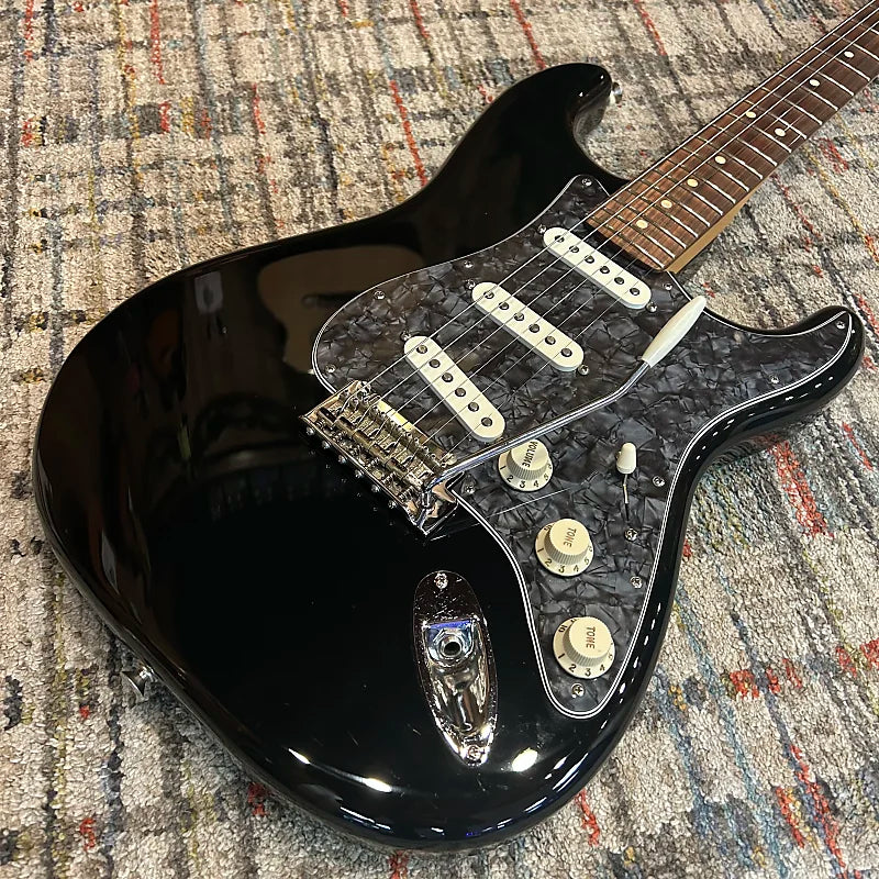 USED Fender Player Stratocaster - Black