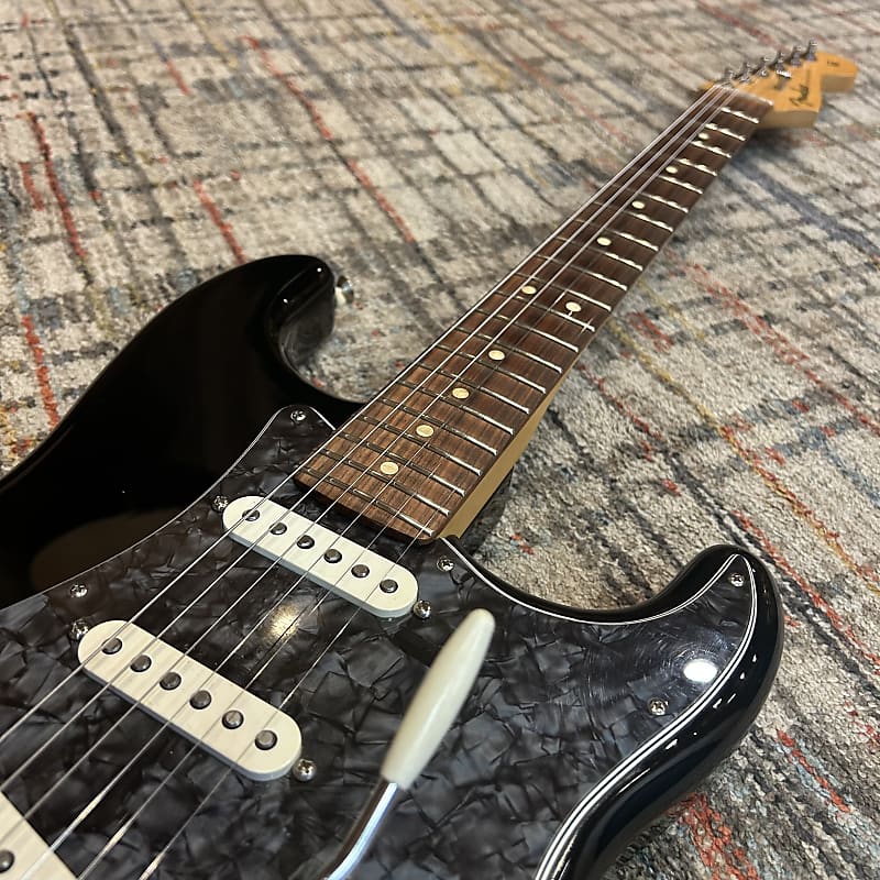USED Fender Player Stratocaster - Black