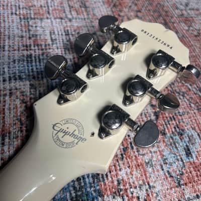 USED Epiphone Les Paul Studio W/ Gigbag - Alpine White