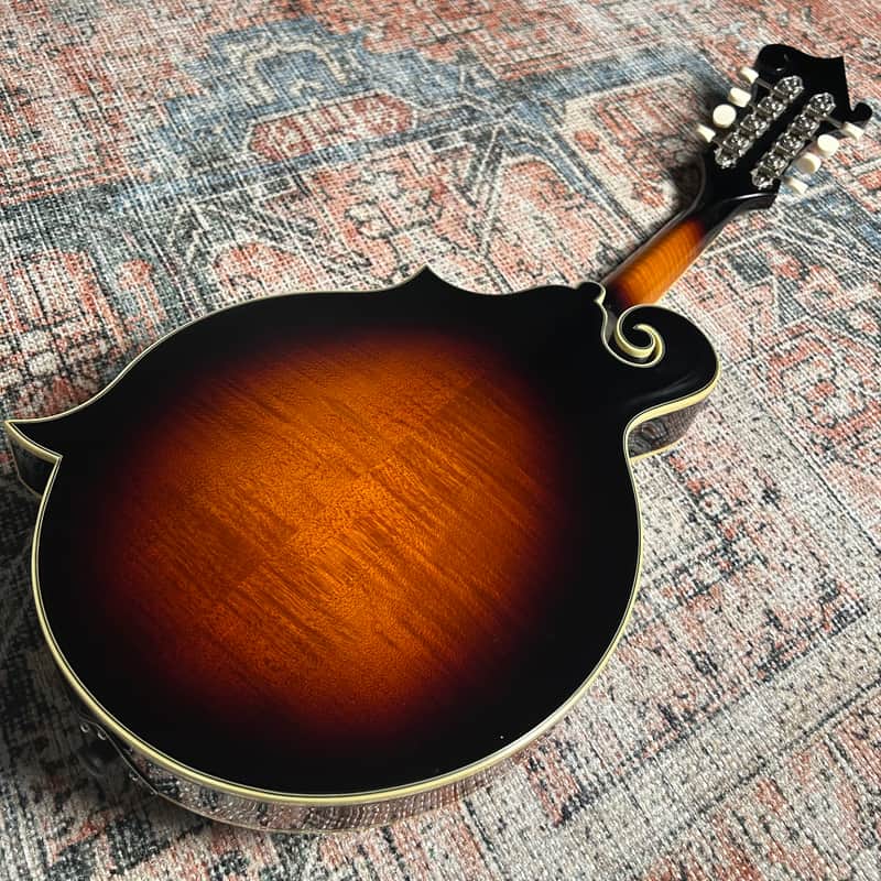 The Loar LM-600-VS F-Style Mandolin - Vintage Sunburst