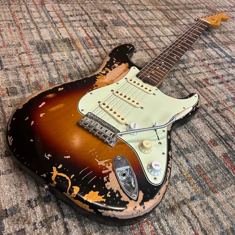 Fender Mike McCready Stratocaster w/ Deluxe Case - Road Worn 3-Color Sunburst