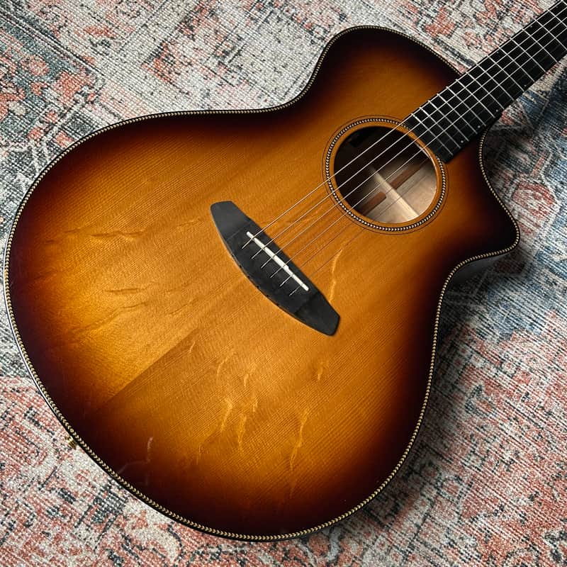 USED Breedlove Oregon Concerto CE w/Case - Whiskey Burst