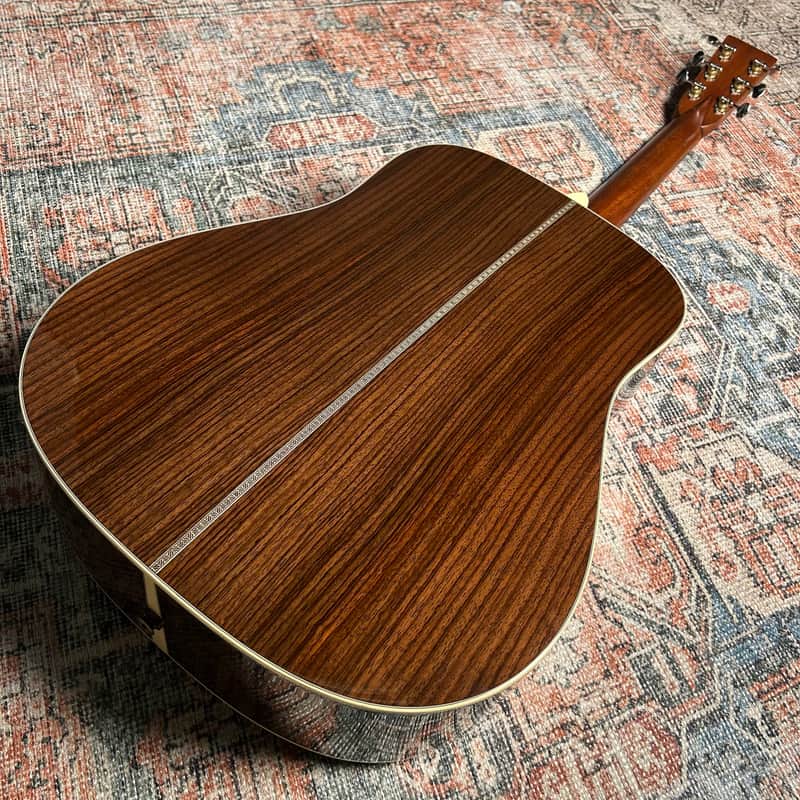 USED Martin Standard Series HD-28 w/ LR Baggs Anthem and Case - Gloss Natural