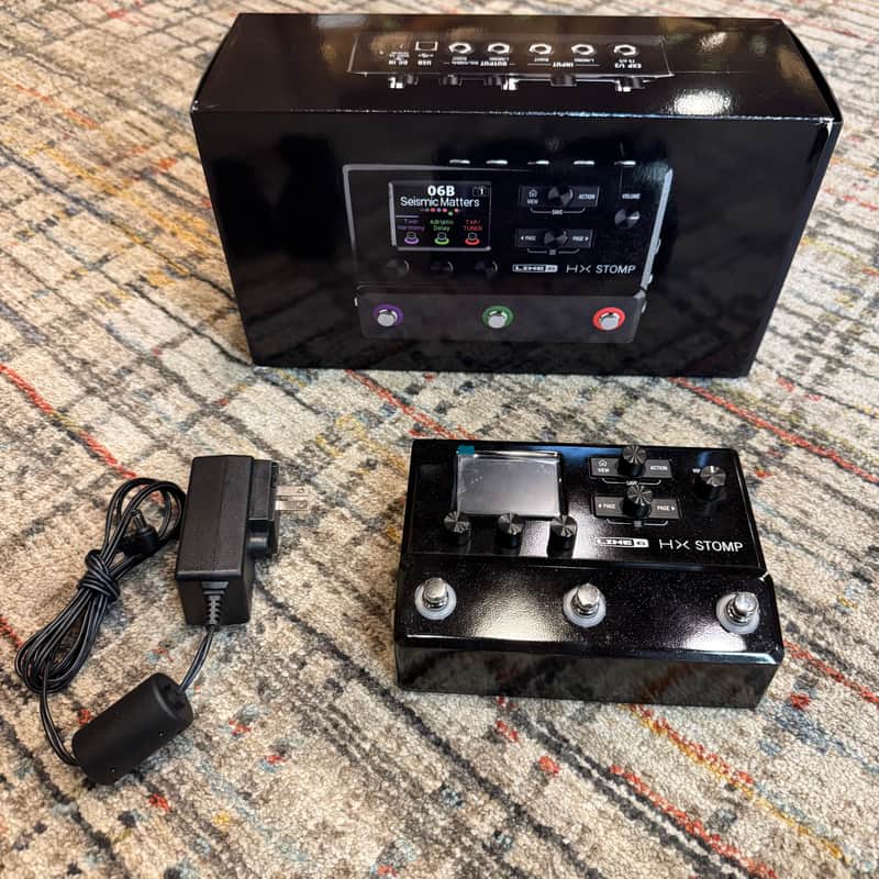 MINT Line6 HX Stomp Guitar Multi-effects Floor Processor (Showroom Demo)