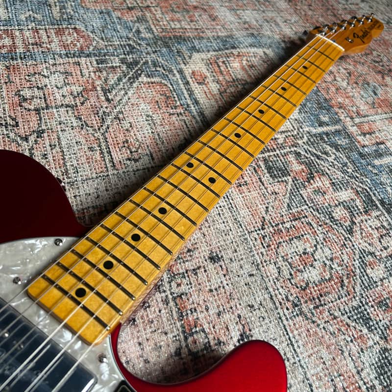 Fender American Vintage II '72 Telecaster Thinline w/Case - Candy Apple Red