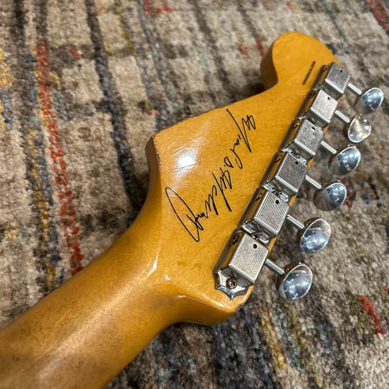 Fender Mike McCready Stratocaster w/ Deluxe Case - Road Worn 3-Color Sunburst