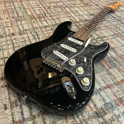 USED Fender Player Stratocaster - Black