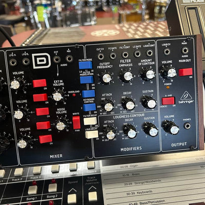 USED Behringer Model D Analog Synthesizer