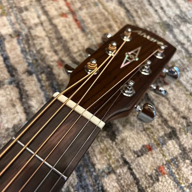 Alvarez Artist Series ABT60CESHB Baritone - Shadowburst