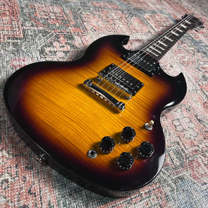USED Epiphone G-400 Deluxe w/ Case - Vintage Sunburst