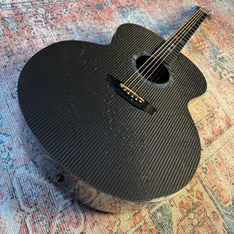 RainSong BI-JM1000N2 Black Ice Jumbo Carbon Fiber Acoustic-Electric Guitar – Black (Used)
