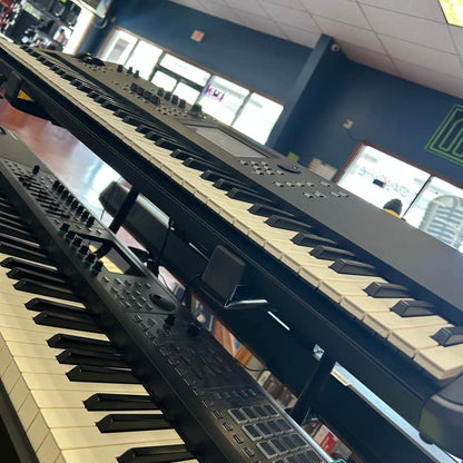 USED Yamaha MODX7 Synthesizer