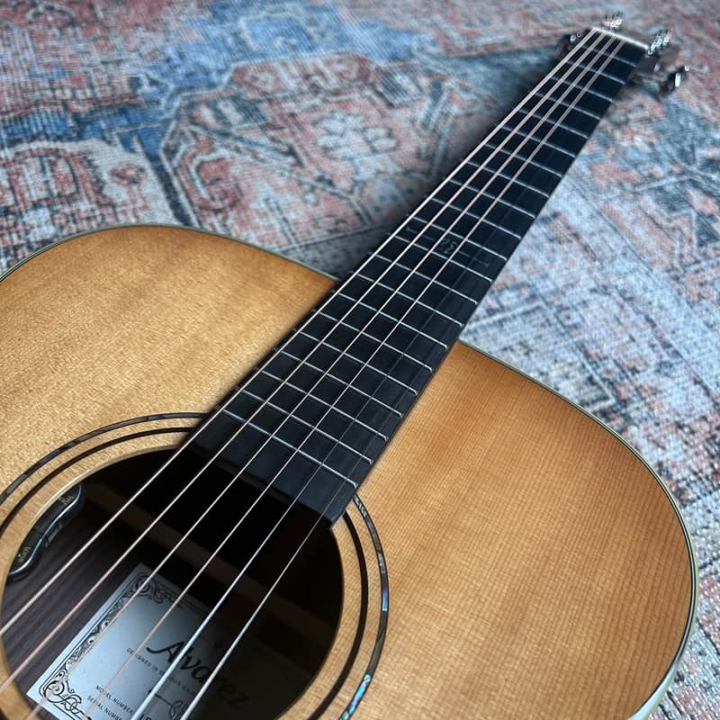 Alvarez Laureate Series LF70e w/ LR Baggs HiFi and Gig Bag - Daybreak