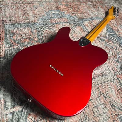 Fender American Vintage II '72 Telecaster Thinline w/ Case - Candy Apple Red