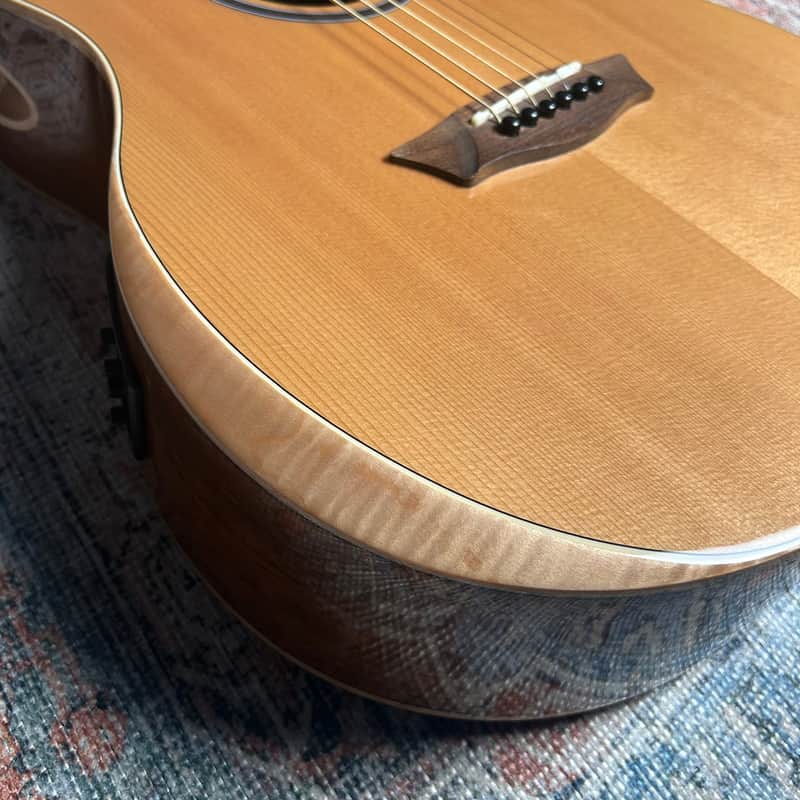 USED Washburn BTSC40SCE Bella Tono Suprema Acoustic-Electric Guitar w/ Case - Natural