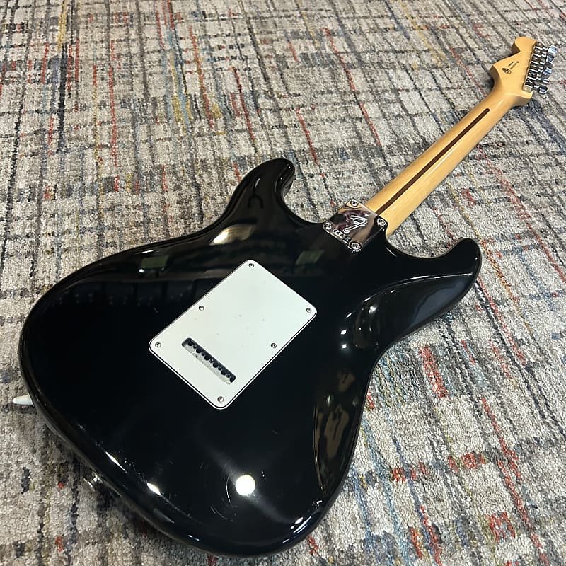USED Fender Player Stratocaster - Black