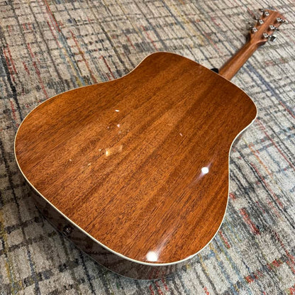 Taylor Trey Hensley Gold Label 510e Special Edition w/ Case and Signed COA - Antigue Blond