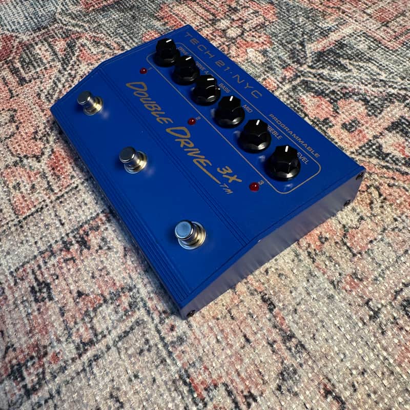 Tech 21 Double Drive 3X Analog Distortion Pedal – Blue (2006–2013) | B-Stock