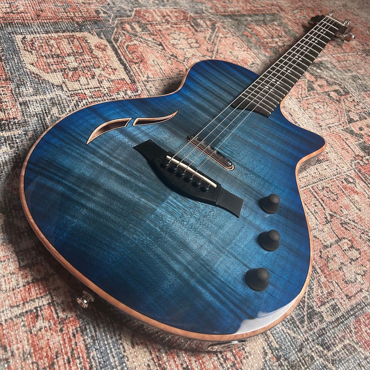 Taylor T5z Pro with Big Leaf Maple Top Harbor Blue Used W/ Case