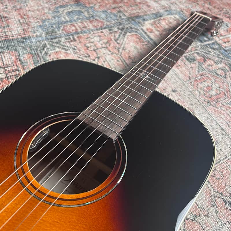 Alvarez Masterworks Series MDR70e w/ LR Baggs HiFi - Sunburst