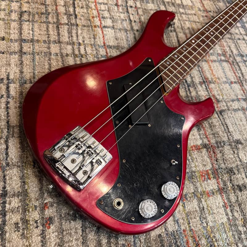 USED Vintage 1982 Gibson Victory Standard Bass - Candy Apple Red