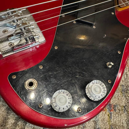 USED Vintage 1982 Gibson Victory Standard Bass - Candy Apple Red
