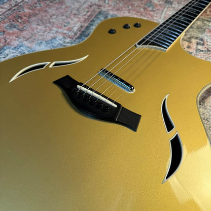 USED 2006 Taylor T5-C Gold Top w/ Hard Case