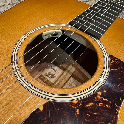 Taylor Trey Hensley Gold Label 510e Special Edition w/ Case and Signed COA - Antigue Blond