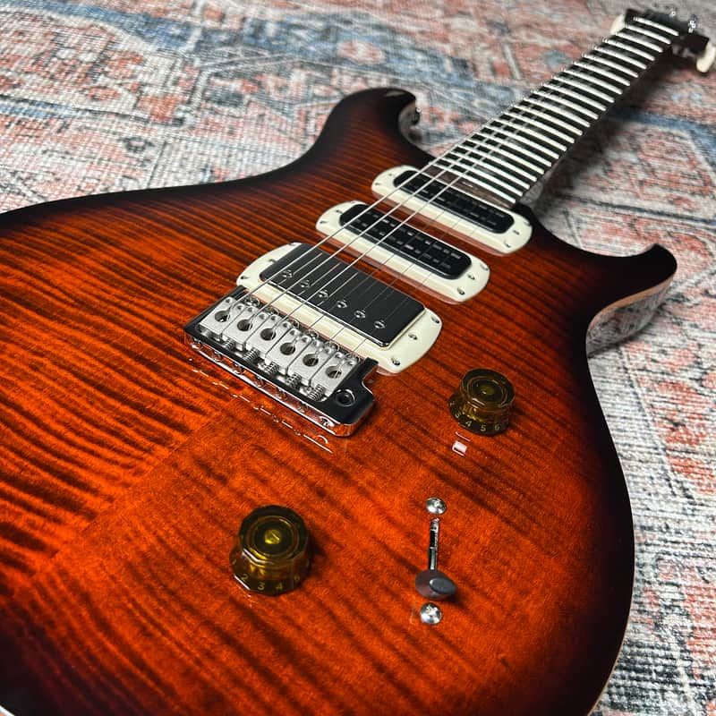 Paul Reed Smith SE Studio w/ Gig Bag - Orange Tiger Smokeburst