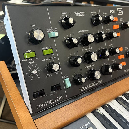 Behringer Poly D 4-Voice Polyphonic Synthesizer, Used