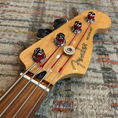Fender Deluxe Active Jazz Bass with Precision Neck & Pau Ferro Fretboard, Used - Surf Pearl